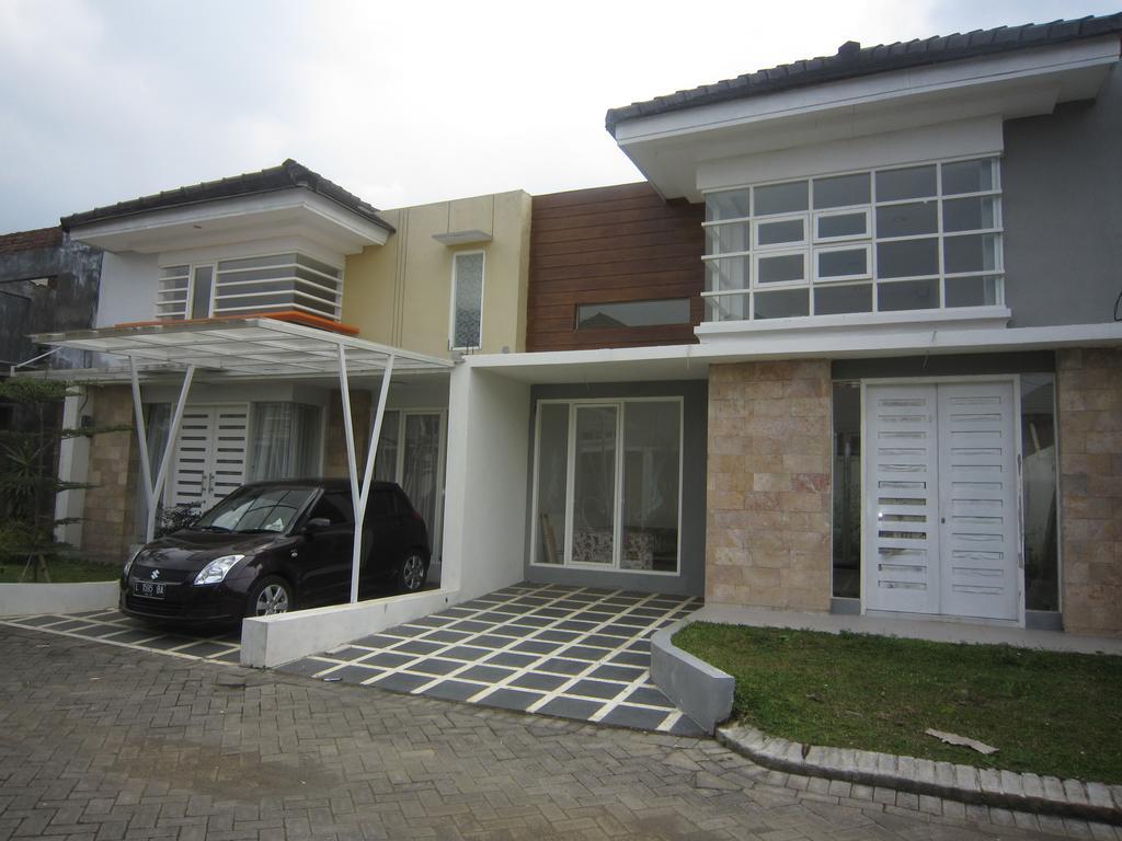 Villa Matahari Batu Batu  Bagian luar foto